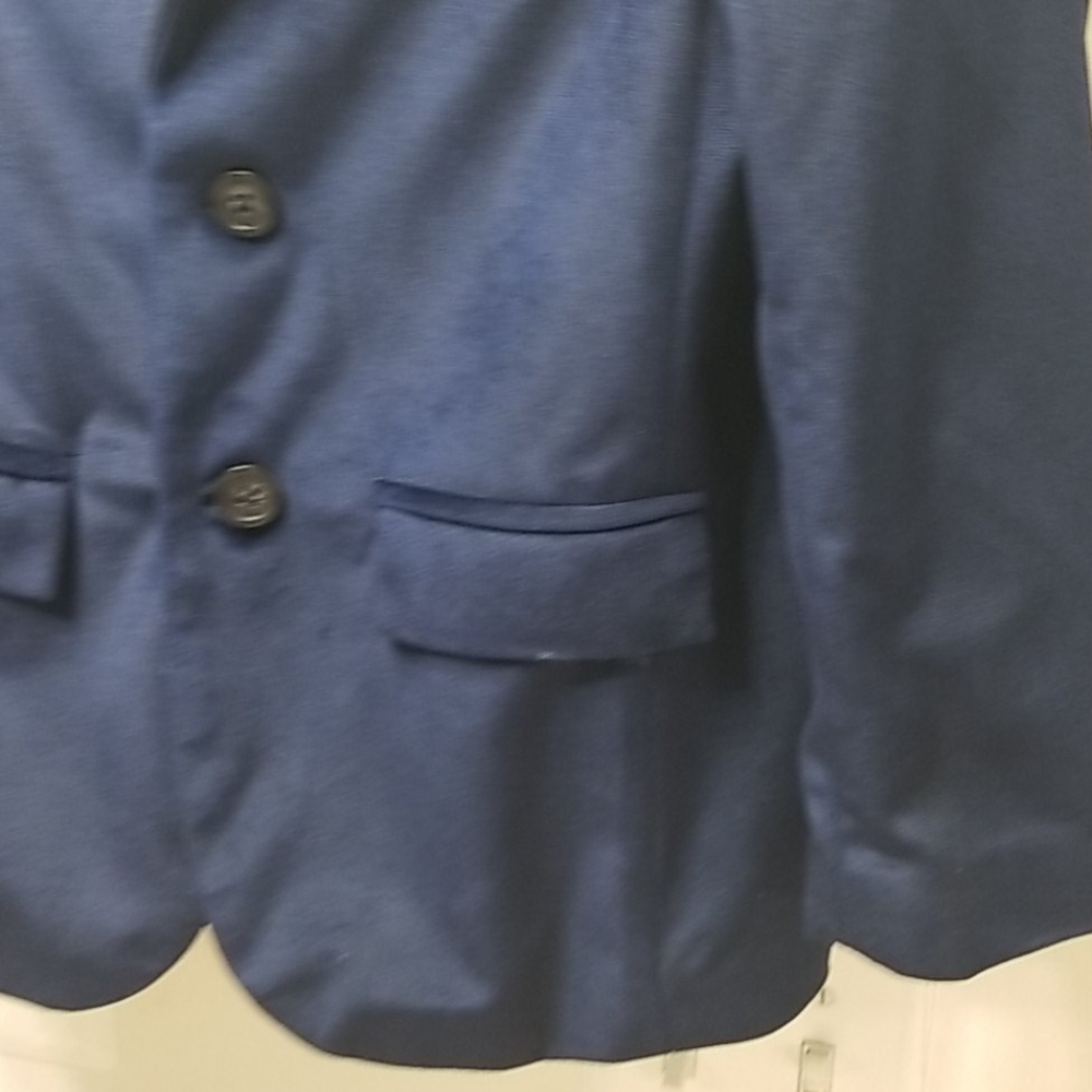 Outfit - Picture 3 of 3